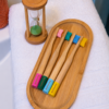 Pack de 4 brosses à dents en bambou + Sablier de brossage